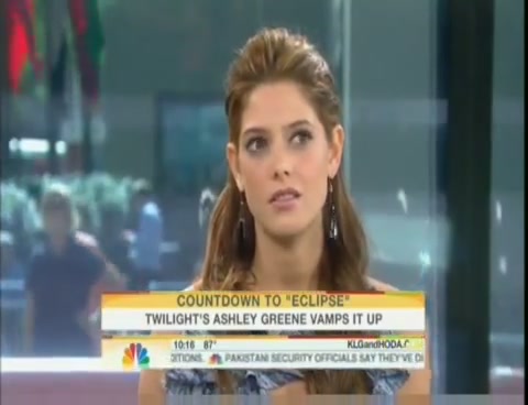 Ashley-Greene-dot-nl_2010TheTodayShow0167.jpg