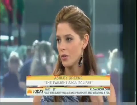 Ashley-Greene-dot-nl_2010TheTodayShow0183.jpg