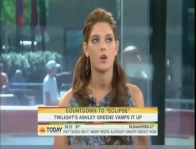 Ashley-Greene-dot-nl_2010TheTodayShow0070.jpg