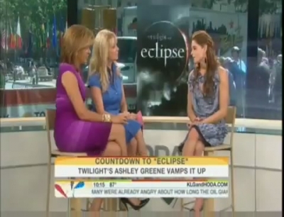 Ashley-Greene-dot-nl_2010TheTodayShow0072.jpg