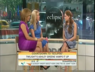 Ashley-Greene-dot-nl_2010TheTodayShow0073.jpg