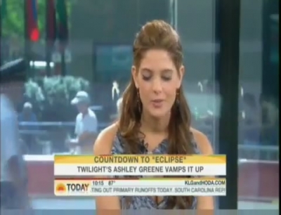 Ashley-Greene-dot-nl_2010TheTodayShow0090.jpg