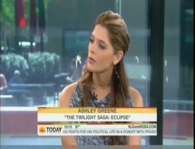 Ashley-Greene-dot-nl_2010TheTodayShow0100.jpg