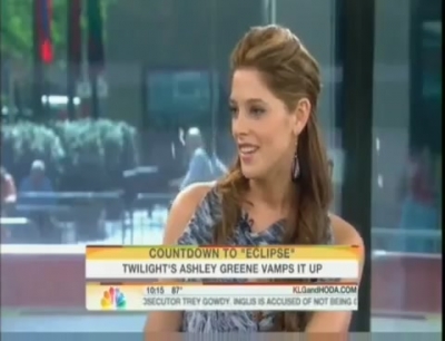 Ashley-Greene-dot-nl_2010TheTodayShow0106.jpg