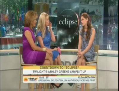 Ashley-Greene-dot-nl_2010TheTodayShow0119.jpg