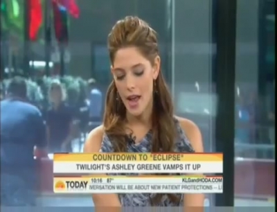 Ashley-Greene-dot-nl_2010TheTodayShow0153.jpg