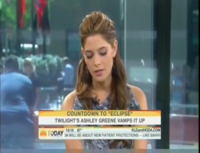 Ashley-Greene-dot-nl_2010TheTodayShow0154.jpg