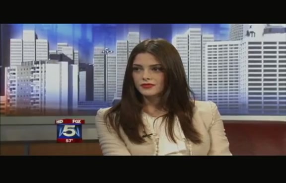 Ashley-Greene-dot-nl_2011GoodDayAtlanta0197.jpg