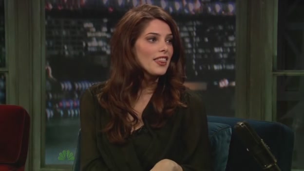 Ashley-Greene-dot-nl-2011LateNghtWithJimmyFallon0086.jpg