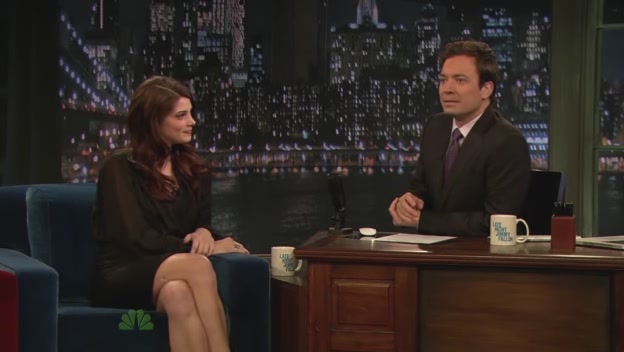 Ashley-Greene-dot-nl-2011LateNghtWithJimmyFallon0145.jpg