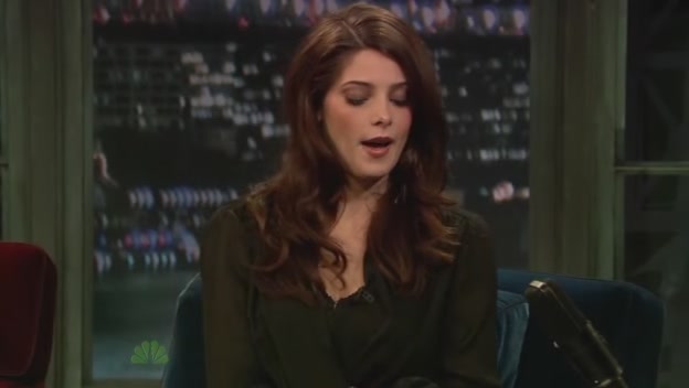 Ashley-Greene-dot-nl-2011LateNghtWithJimmyFallon0211.jpg Ashley-Greene-dot-nl-2011LateNghtWithJimmyFallon0211.jpg