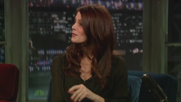 Ashley-Greene-dot-nl-2011LateNghtWithJimmyFallon0230.jpg