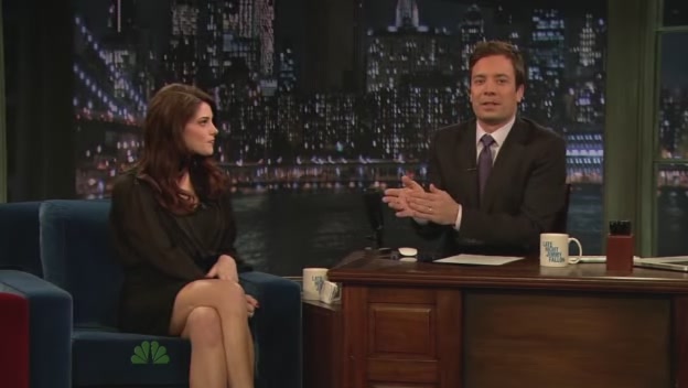 Ashley-Greene-dot-nl-2011LateNghtWithJimmyFallon0404.jpg