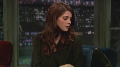 Ashley-Greene-dot-nl-2011LateNghtWithJimmyFallon0084.jpg