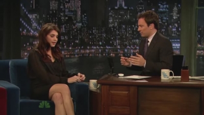 Ashley-Greene-dot-nl-2011LateNghtWithJimmyFallon0215.jpg