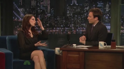 Ashley-Greene-dot-nl-2011LateNghtWithJimmyFallon0219.jpg