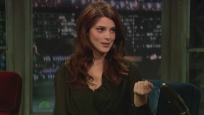 Ashley-Greene-dot-nl-2011LateNghtWithJimmyFallon0228.jpg