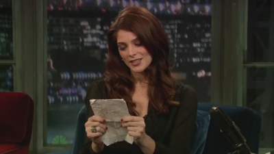 Ashley-Greene-dot-nl-2011LateNghtWithJimmyFallon0239.jpg