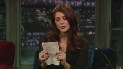 Ashley-Greene-dot-nl-2011LateNghtWithJimmyFallon0241.jpg