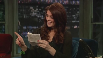 Ashley-Greene-dot-nl-2011LateNghtWithJimmyFallon0251.jpg