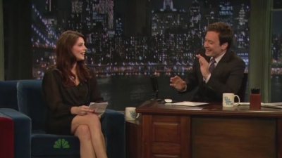 Ashley-Greene-dot-nl-2011LateNghtWithJimmyFallon0267.jpg