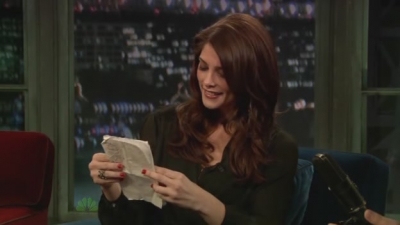 Ashley-Greene-dot-nl-2011LateNghtWithJimmyFallon0275.jpg