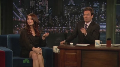 Ashley-Greene-dot-nl-2011LateNghtWithJimmyFallon0361.jpg