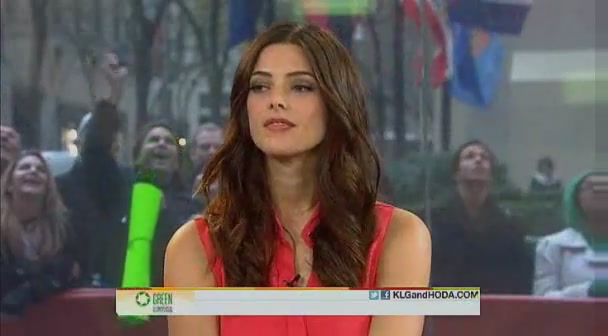 Ashley-Greene-dot-nl_17nov2011TheTodayShow0032.jpg