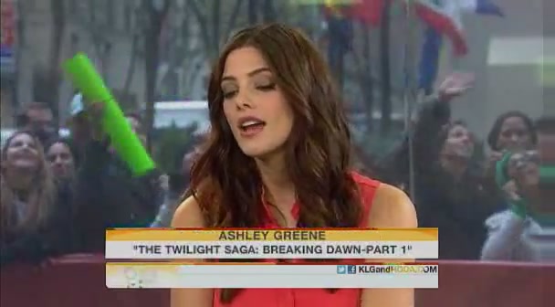 Ashley-Greene-dot-nl_17nov2011TheTodayShow0089.jpg