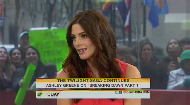 Ashley-Greene-dot-nl_17nov2011TheTodayShow0136.jpg