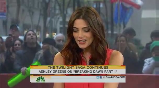 Ashley-Greene-dot-nl_17nov2011TheTodayShow0174.jpg