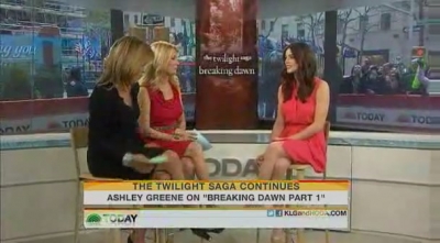 Ashley-Greene-dot-nl_17nov2011TheTodayShow0040.jpg