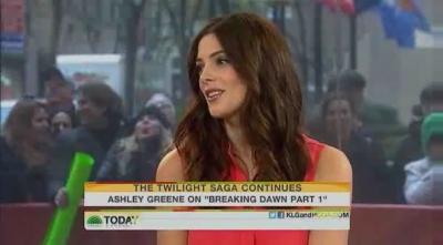 Ashley-Greene-dot-nl_17nov2011TheTodayShow0167.jpg