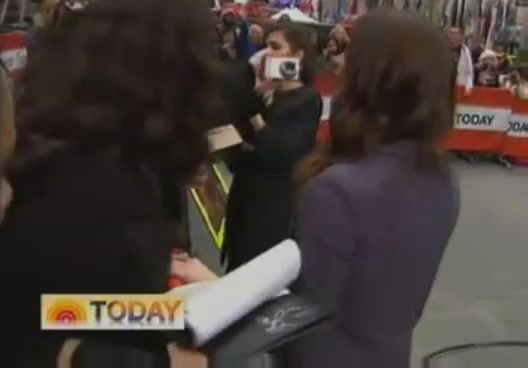 Ashley-Greene-dot-nl_16nov2011TheTodayShow0014.jpg