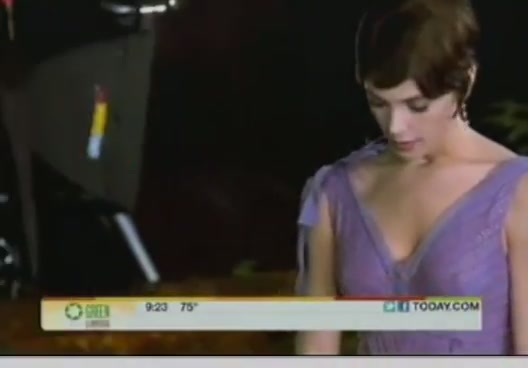 Ashley-Greene-dot-nl_16nov2011TheTodayShow0092.jpg