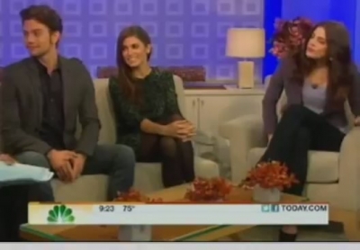 Ashley-Greene-dot-nl_16nov2011TheTodayShow0059.jpg