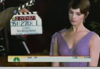 Ashley-Greene-dot-nl_16nov2011TheTodayShow0090.jpg