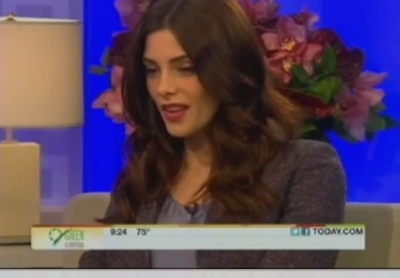 Ashley-Greene-dot-nl_16nov2011TheTodayShow0122.jpg