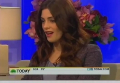 Ashley-Greene-dot-nl_16nov2011TheTodayShow0125.jpg