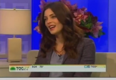 Ashley-Greene-dot-nl_16nov2011TheTodayShow0159.jpg