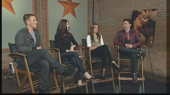 Ashley-Greene-dot-nl_2011YYNcom0030.jpg