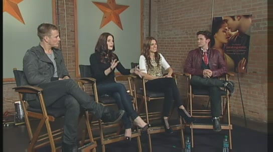 Ashley-Greene-dot-nl_2011YYNcom0266.jpg