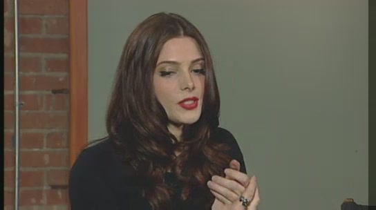 Ashley-Greene-dot-nl_2011YYNcom0286.jpg