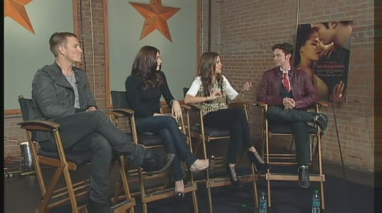 Ashley-Greene-dot-nl_2011YYNcom0299.jpg