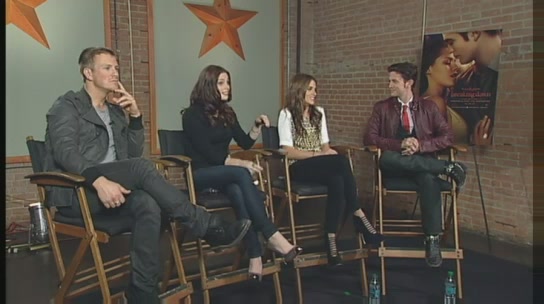 Ashley-Greene-dot-nl_2011YYNcom0349.jpg
