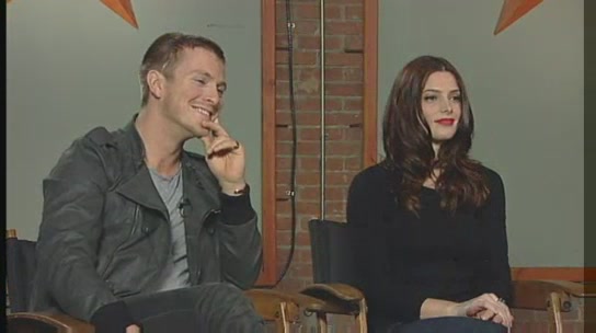 Ashley-Greene-dot-nl_2011YYNcom0384.jpg