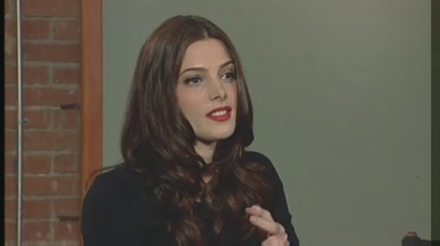 Ashley-Greene-dot-nl_2011YYNcom0290.jpg