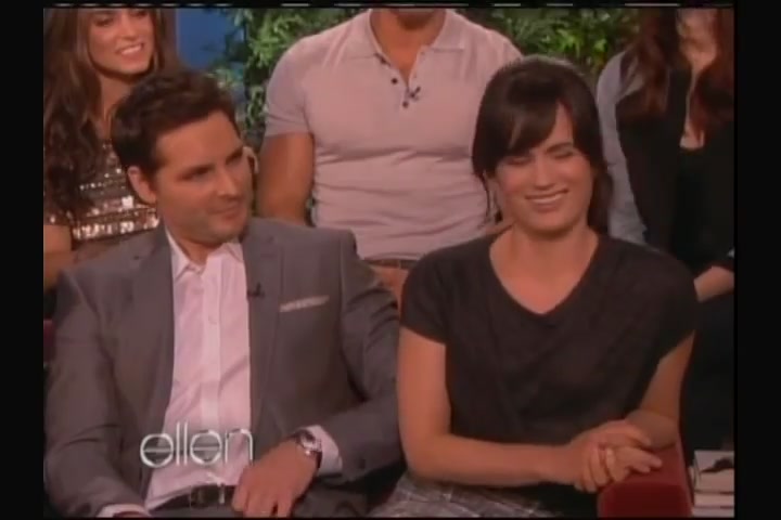 Ashley-Greene-dot-nl_2011EllenShow0426.jpg