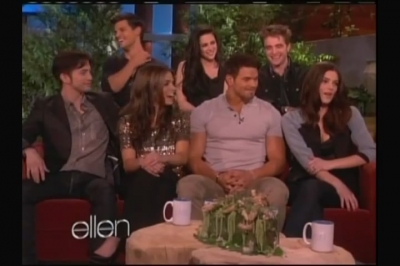 Ashley-Greene-dot-nl_2011EllenShow0198.jpg