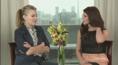 Ashley-Greene-dot-nl_2011VanityFairInterviewForSkatelandAtTIFF0054.jpg